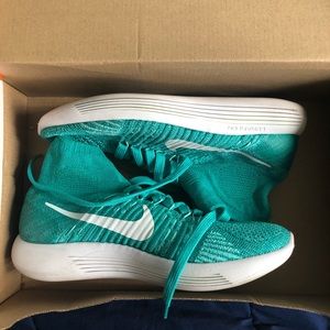 Nike LunarEpic Flyknit